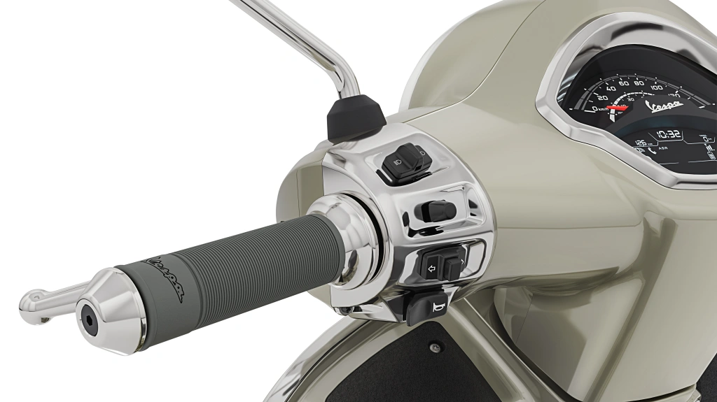 Die Vespa GTS 310 geht mit dem neuen 310-ccm Motor in die Vespa-Saison 2026 und ist Dolce Vita pur auf zwei Rädern!