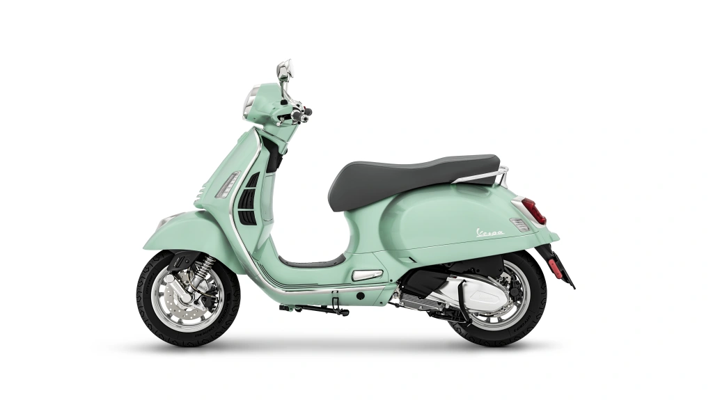 Die Vespa GTS 310 geht mit dem neuen 310-ccm Motor in die Vespa-Saison 2026 und ist Dolce Vita pur auf zwei Rädern!