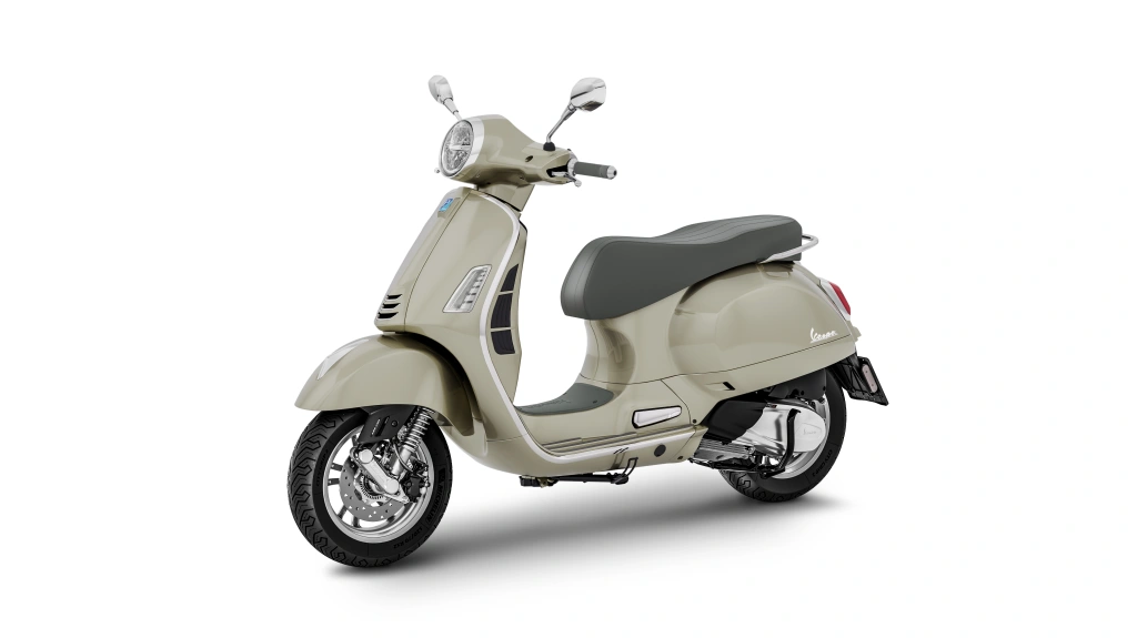 Die Vespa GTS 310 geht mit dem neuen 310-ccm Motor in die Vespa-Saison 2026 und ist Dolce Vita pur auf zwei Rädern!