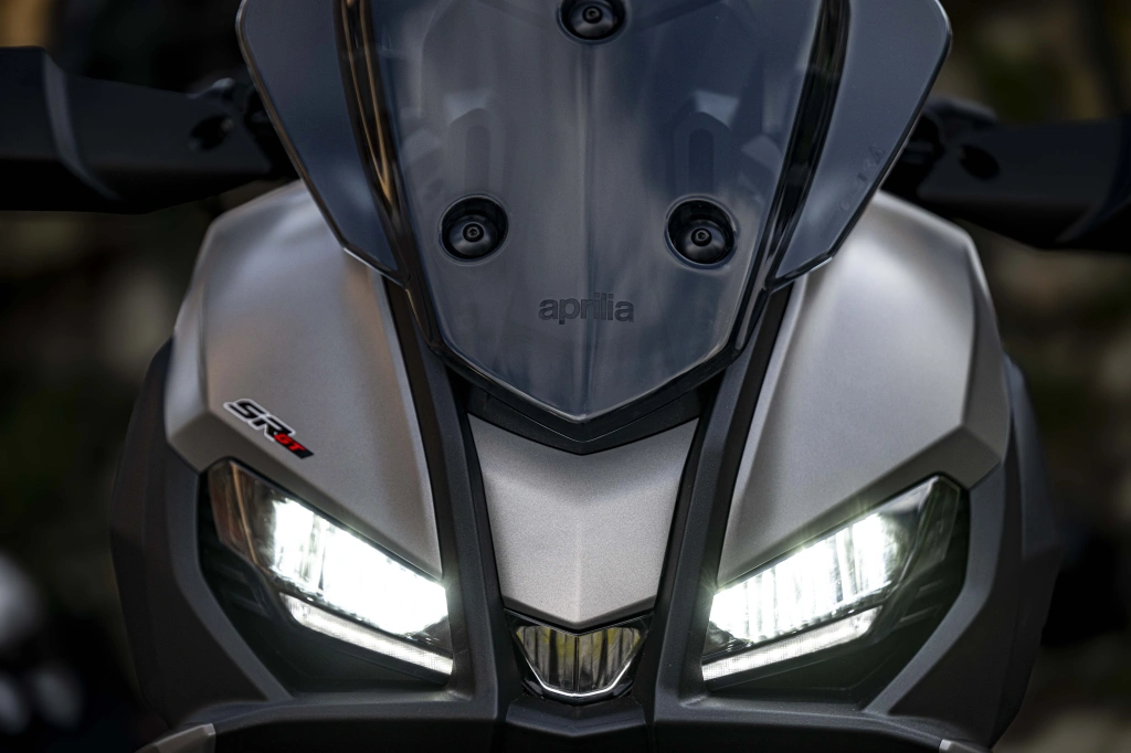 Die Aprilia SR GT 400 ist READY FOR ANYTHING