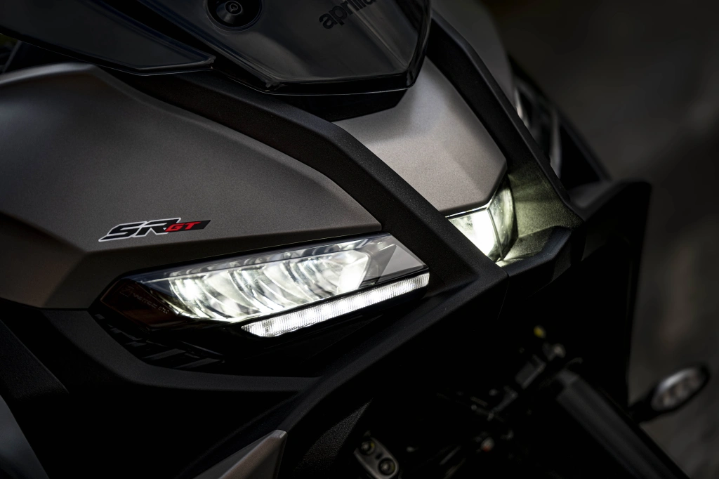 Die Aprilia SR GT 400 ist READY FOR ANYTHING
