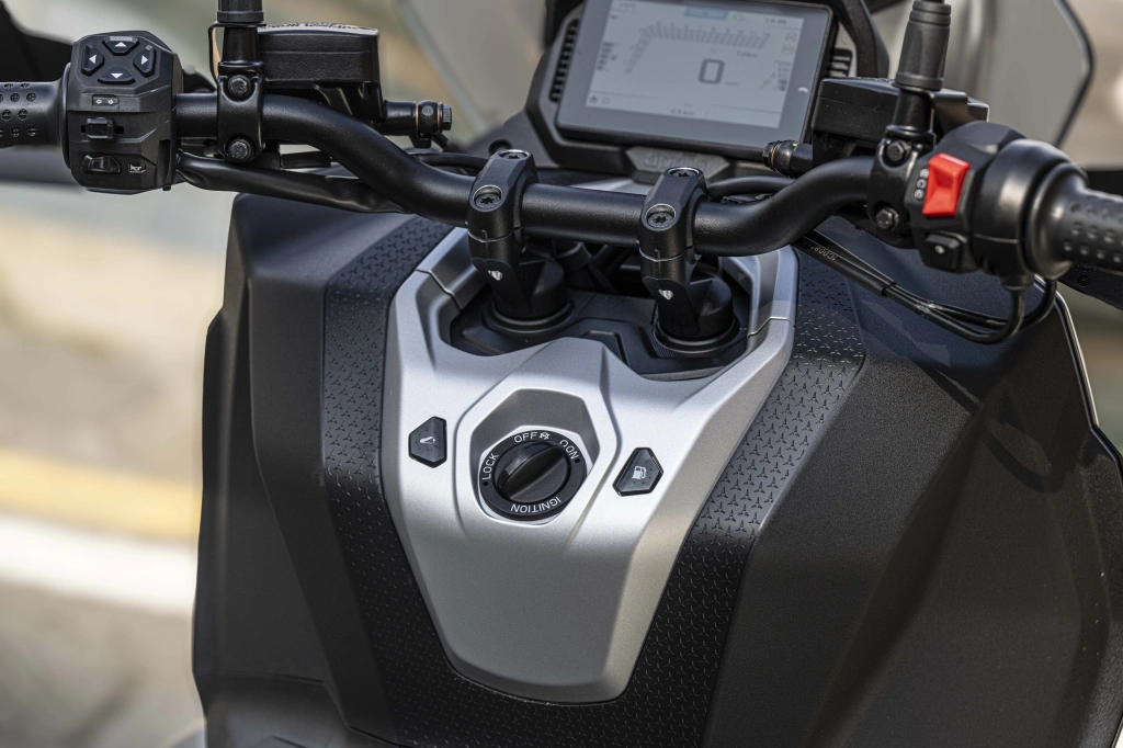 Die Aprilia SR GT 400 ist READY FOR ANYTHING