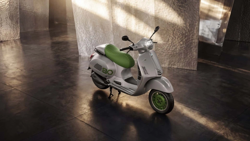 Vespa GTS 310 Edizione Ottantesimo 310 - Limitiertes Sondermodell zum 80sten Geburtstag der Vespa