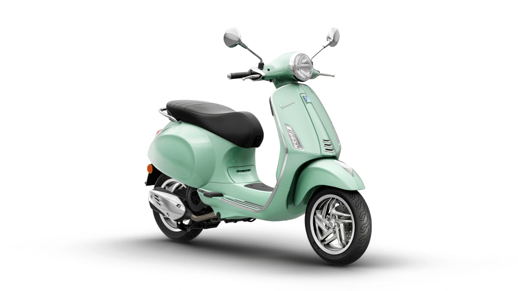 Vespa Primavera 150 Grün Amabile Vorne rechts