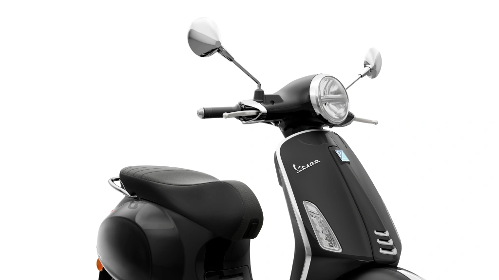 Vespa Primavera 150 Schwarz Convinto Detail Vorne rechts