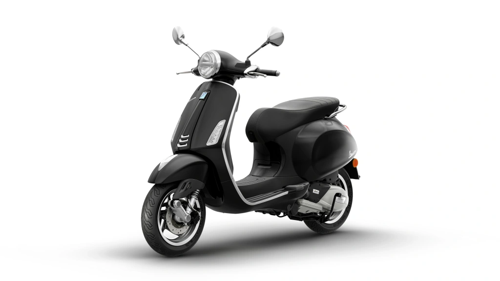 Vespa Primavera 150 Schwarz Convinto Vorne links