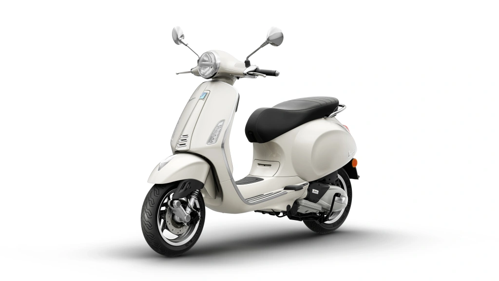 Vespa Primavera 150 Weiss Vorne links