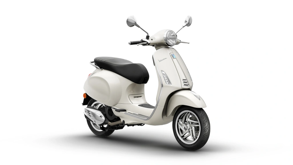 Vespa Primavera 150 Weiss Vorne rechts