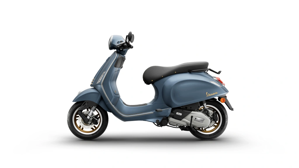 Vespa Primavera 8 125 Seite links