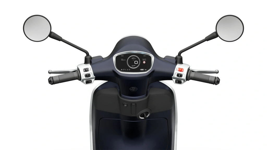 Vespa Primavera Tech 150 Blau Energico Detail Lenker