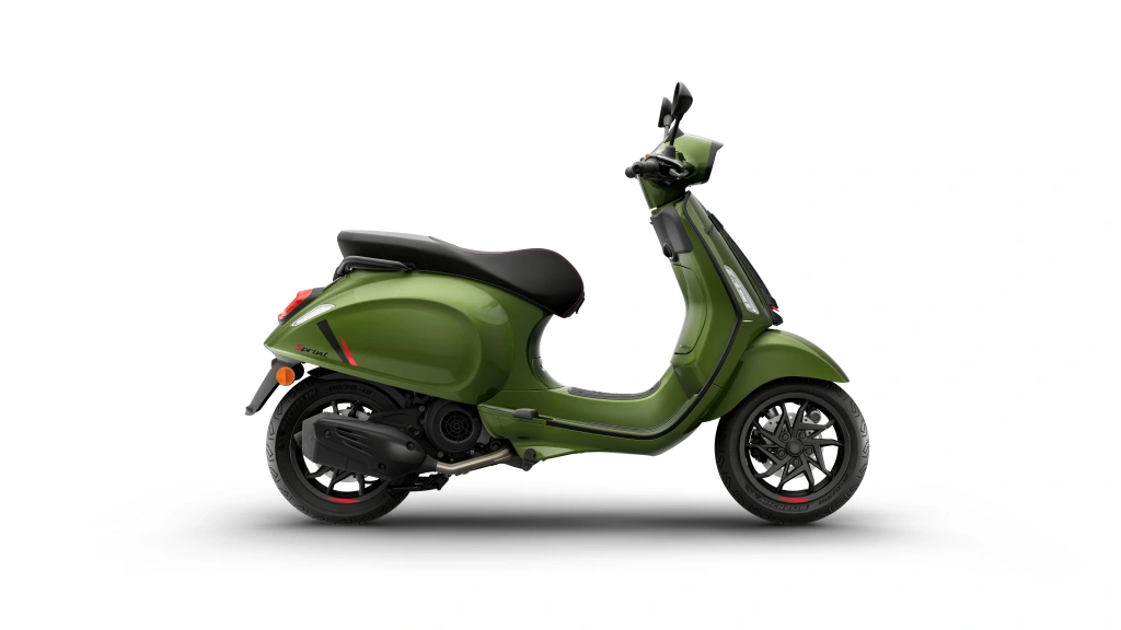 Vespa Sprint S 125 Grün Ribelle Seite rechts
