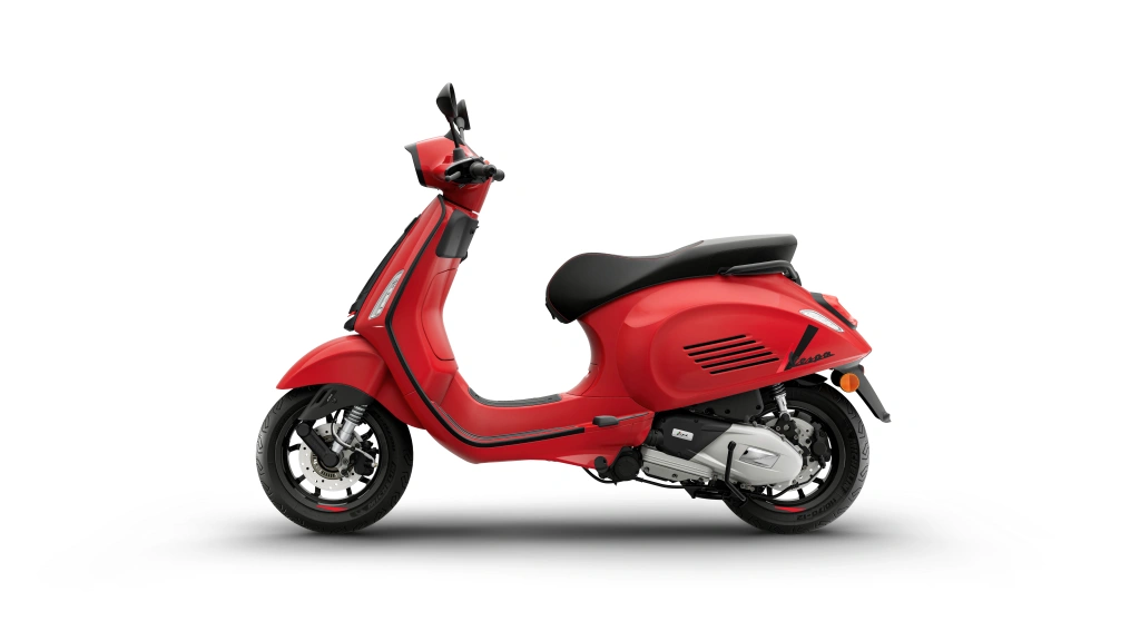 Vespa Sprint S 150 Rot Coraggioso Seite links