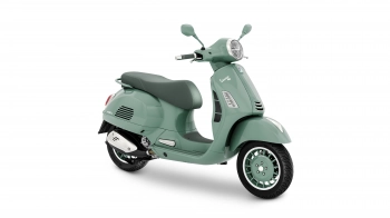 Vespa GTS 80th Anniversary Edition 310