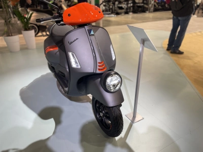 Vespa präsentiert die neue Vespa GTV 310 MY2025